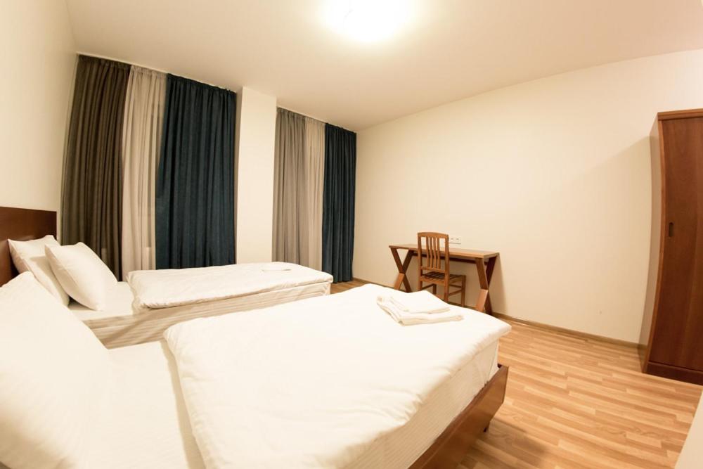 Deka room 2